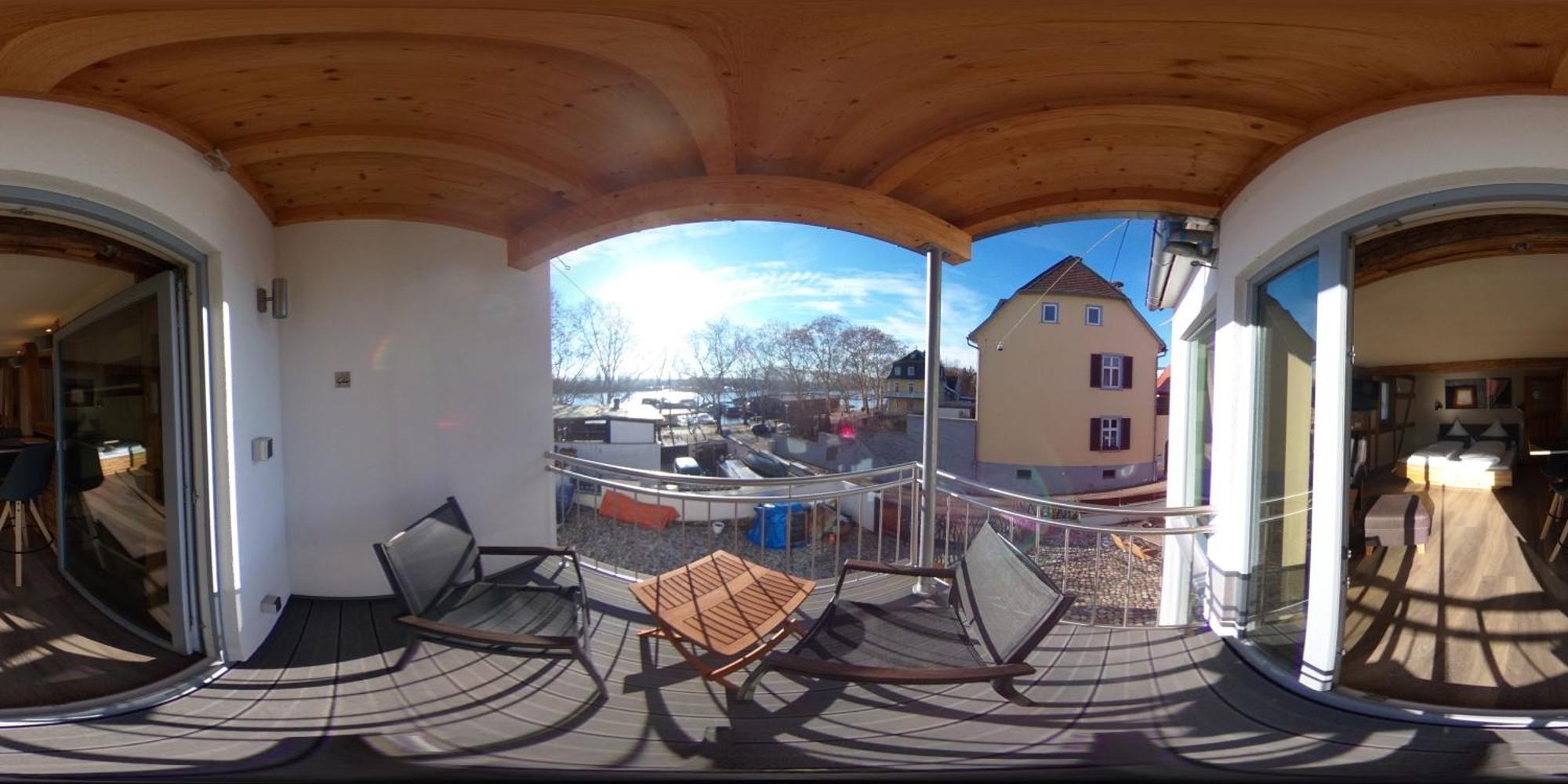 Ferienwohnung Schmuckkästle am Hafen Wiesbaden Zimmer foto