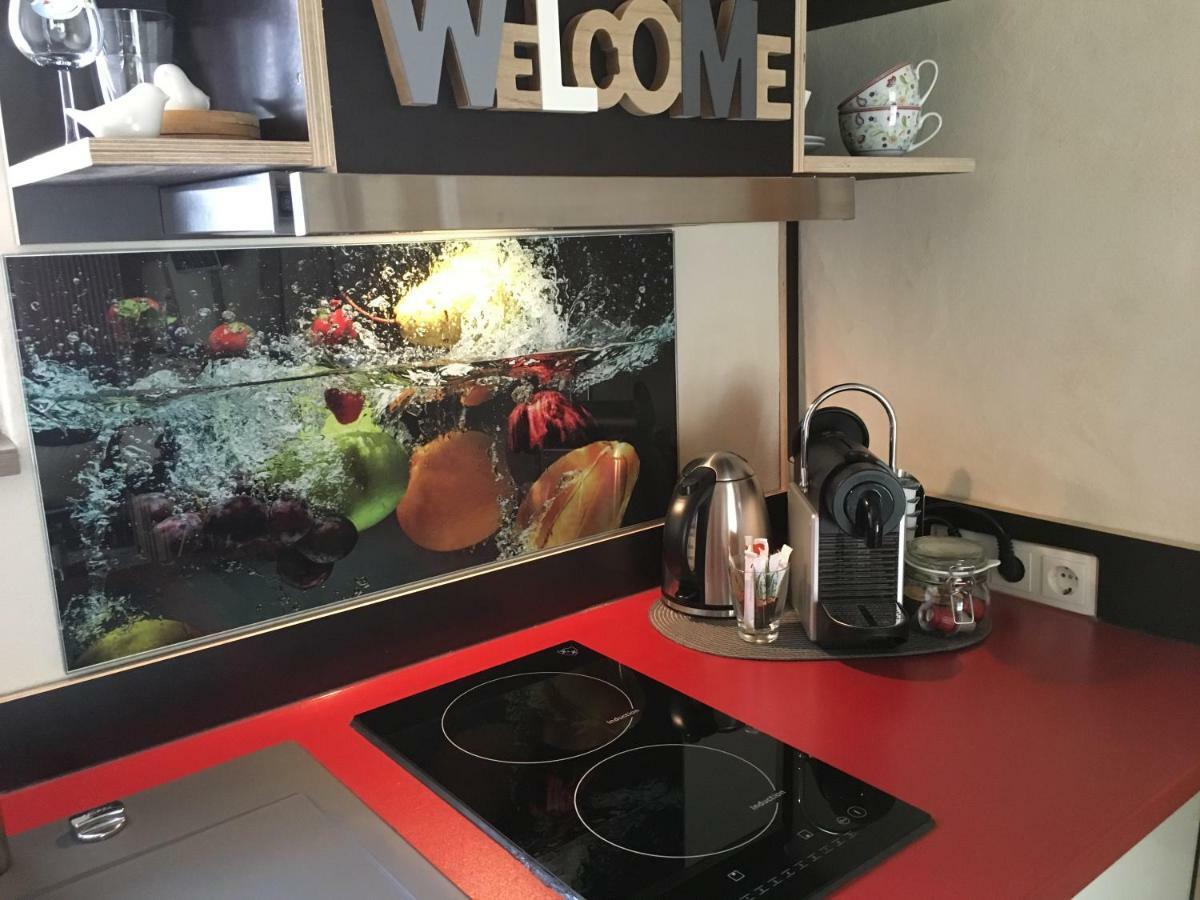 Ferienwohnung Schmuckkästle am Hafen Wiesbaden Exterior foto