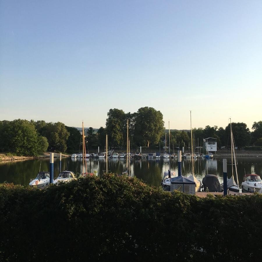 Ferienwohnung Schmuckkästle am Hafen Wiesbaden Exterior foto