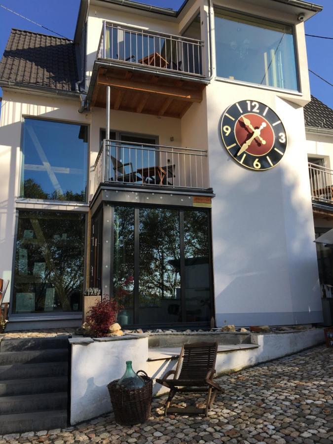 Ferienwohnung Schmuckkästle am Hafen Wiesbaden Exterior foto